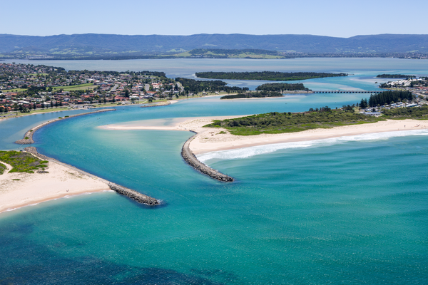 Lake Illawarra Entrance